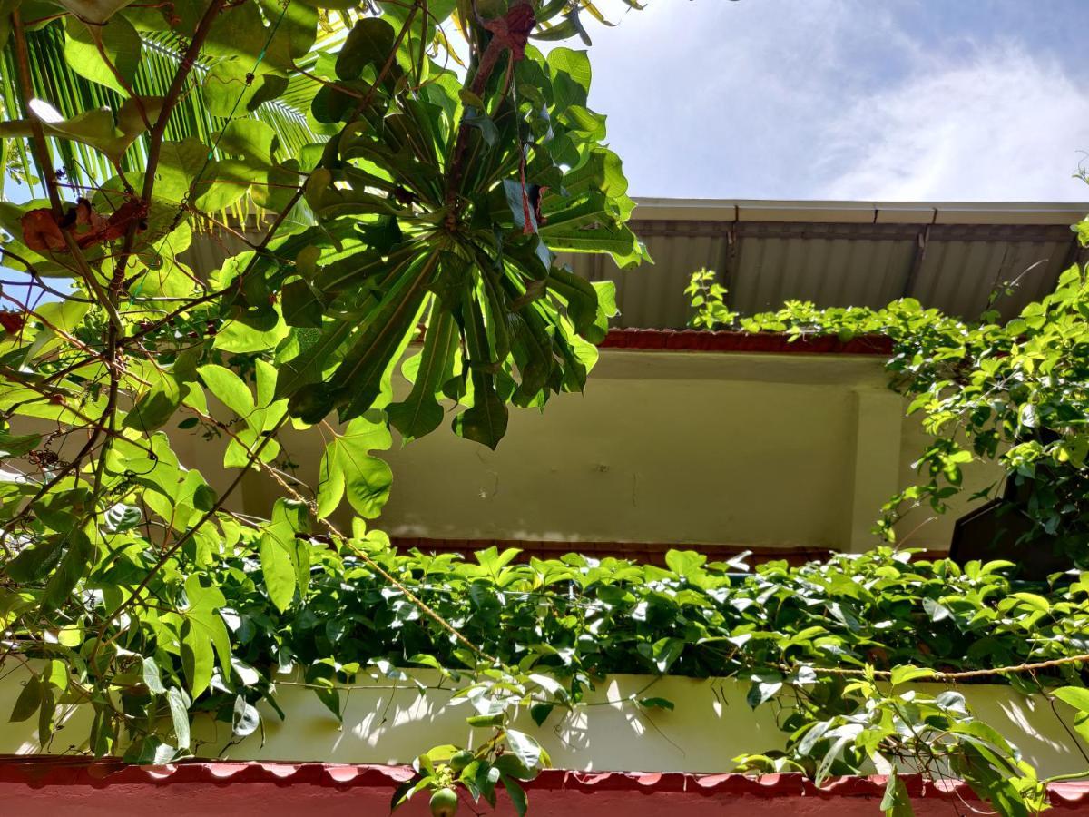 Hotel Blue Waves Beach Residency Varkala Zewnętrze zdjęcie
